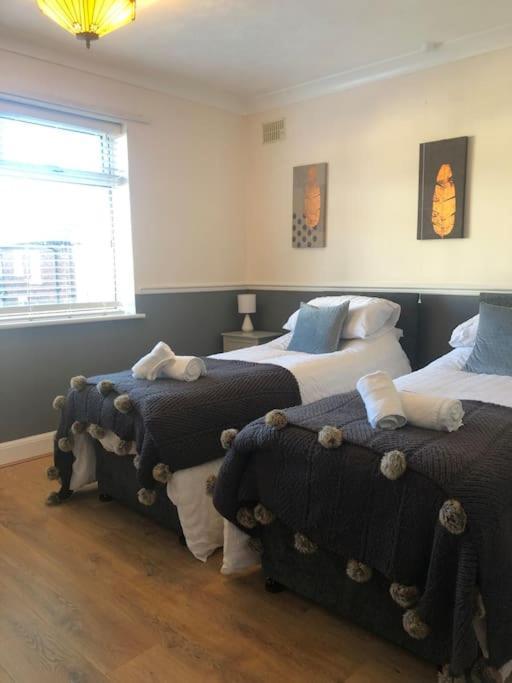 29 Comfort House 2 Bedroom Townhouse With Parking Scunthorpe Bagian luar foto